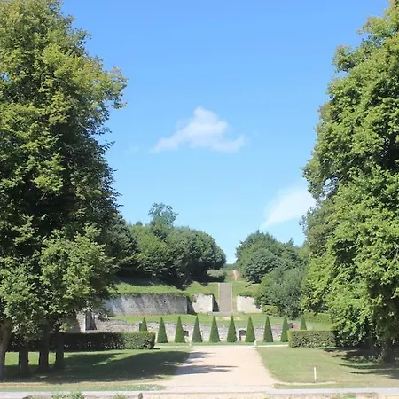 Chez Laurette - Charming In Historic Village Near Versailles Apartment