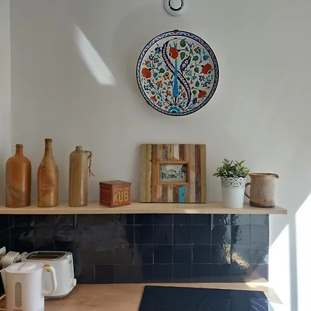 Apartment Chez Laurette - Charming In Historic Village Near Versailles Marly-le-Roi